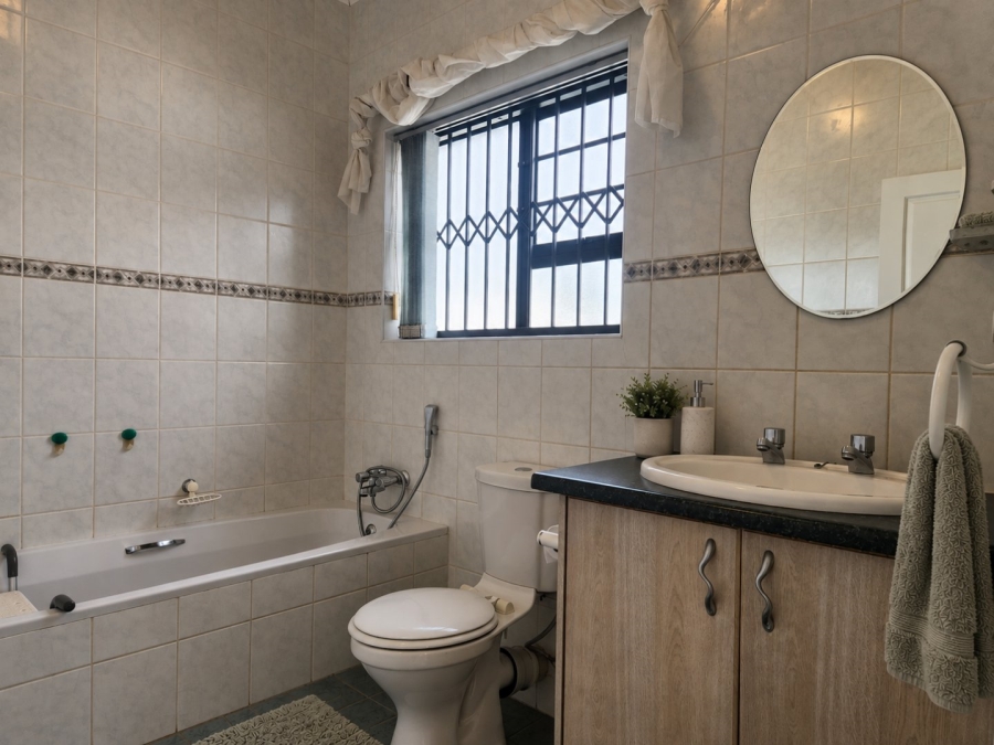 3 Bedroom Property for Sale in Heather Park Western Cape
